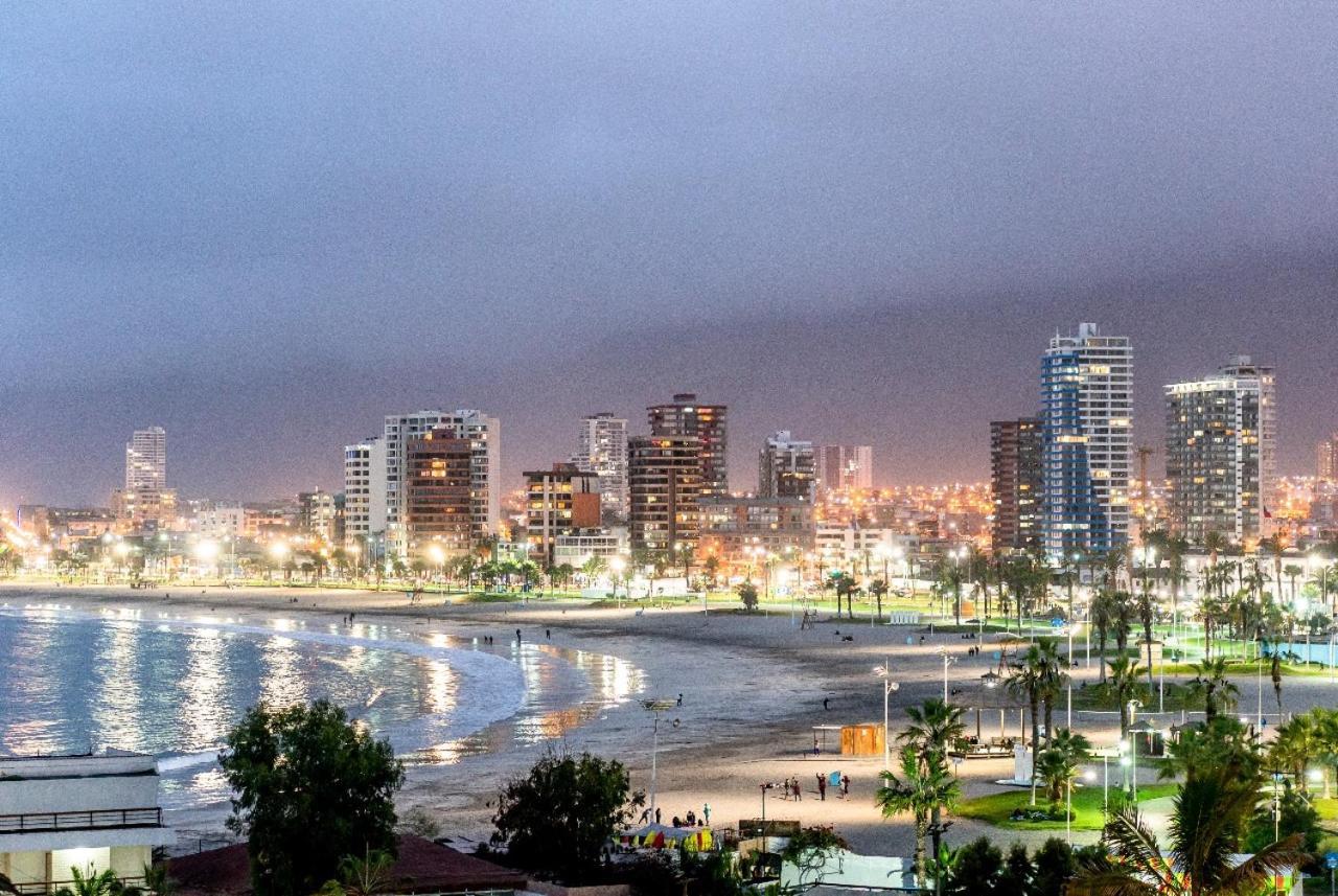 Apartamento Hermoso Departamento En Peninsula Edificio Montebianco Iquique, Chile Disponible Diario.